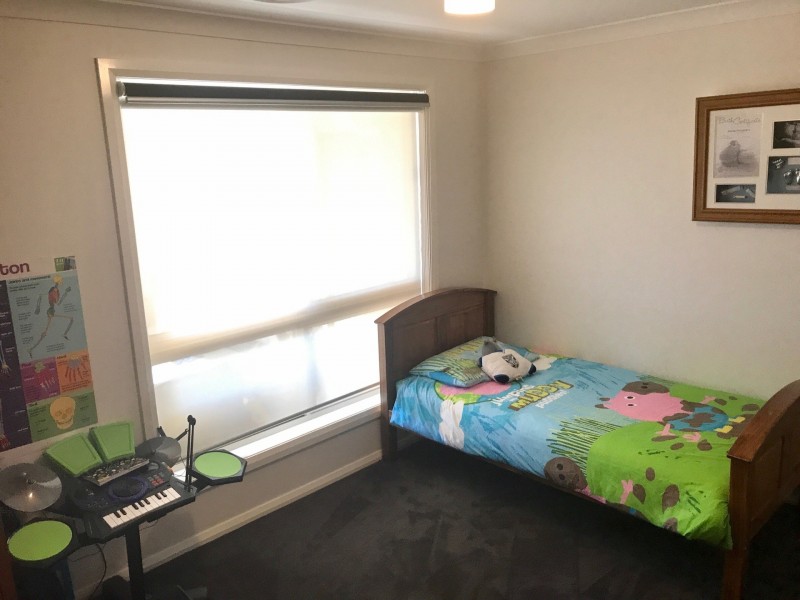 17 Surveyors Way, South Bowenfels NSW 2790