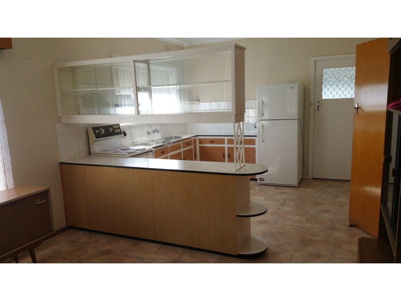 594 Whinray Crescent, East Albury NSW 2640