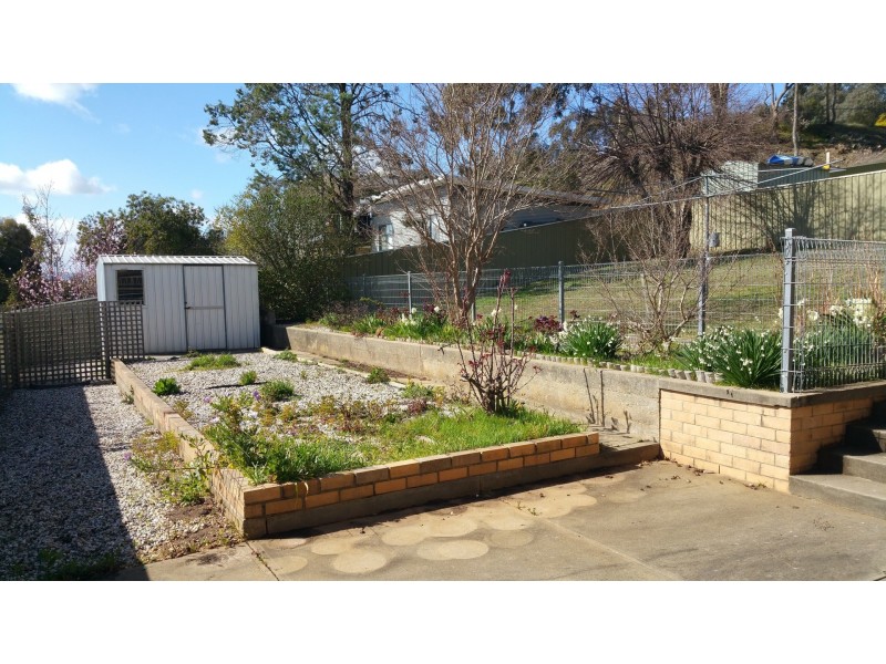 594 Whinray Crescent, East Albury NSW 2640