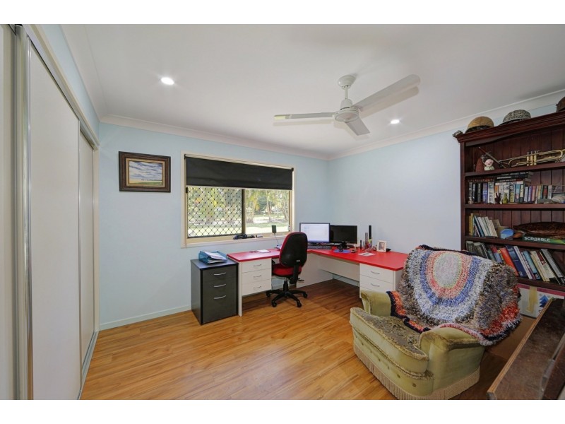 10 Wonderland Avenue, Branyan QLD 4670