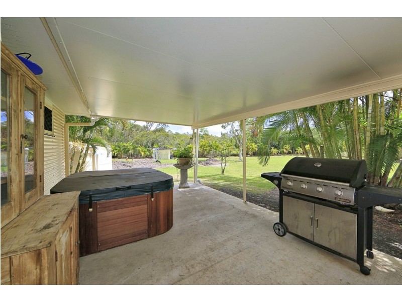10 Wonderland Avenue, Branyan QLD 4670