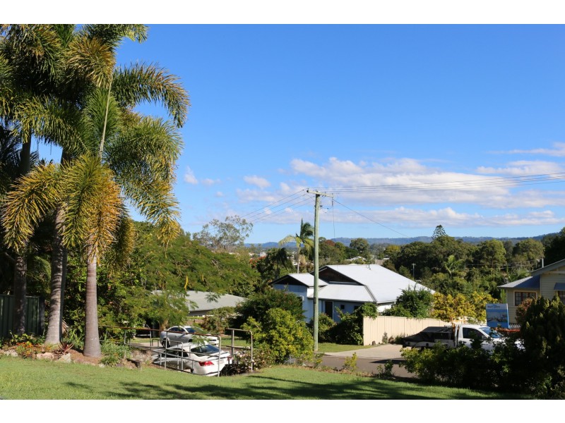 42 Donaldson Road, Nambour QLD 4560