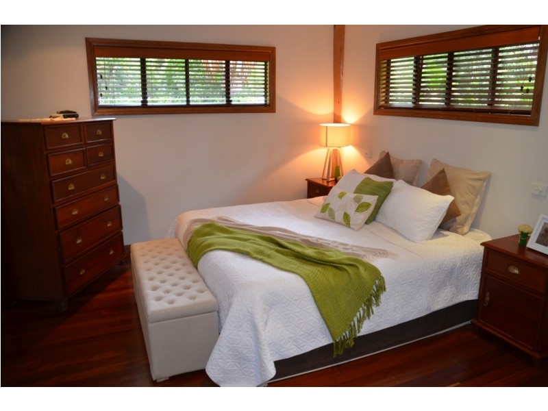 16 Coconut Grove, Kuranda QLD 4881