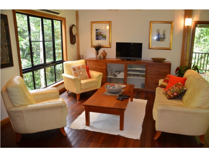 16 Coconut Grove, Kuranda QLD 4881