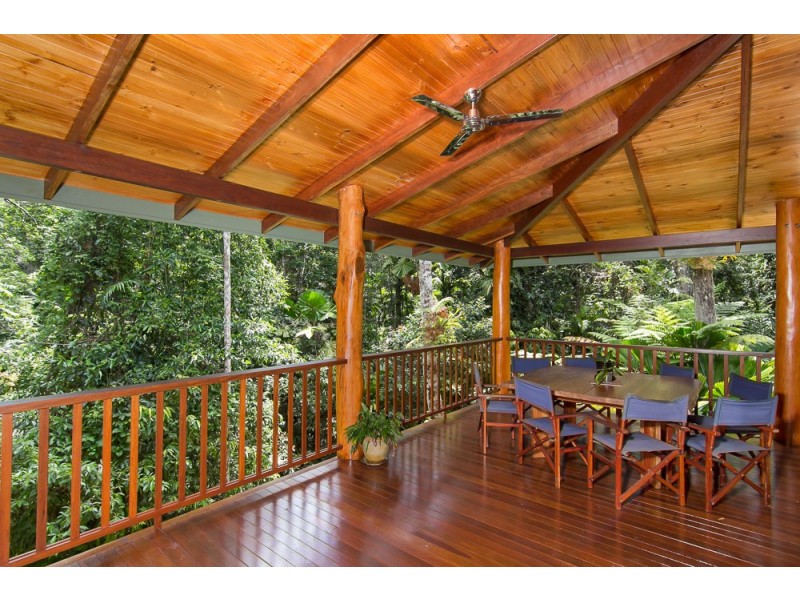 16 Coconut Grove, Kuranda QLD 4881