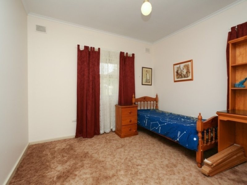 18 Southern Terrace, Holden Hill SA 5088