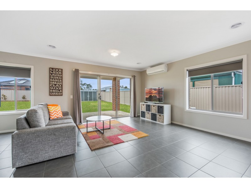 4 Fitch Court, Ballan VIC 3342