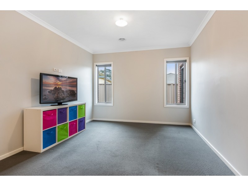 4 Fitch Court, Ballan VIC 3342