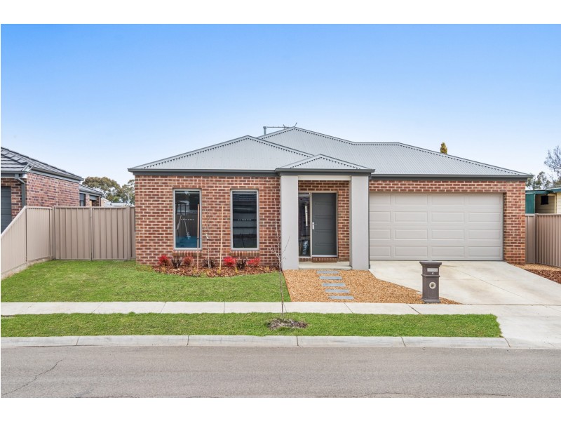 4 Fitch Court, Ballan VIC 3342