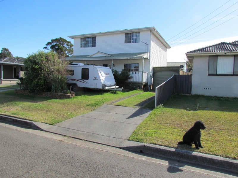 82 Fisher Street, Oak Flats NSW 2529