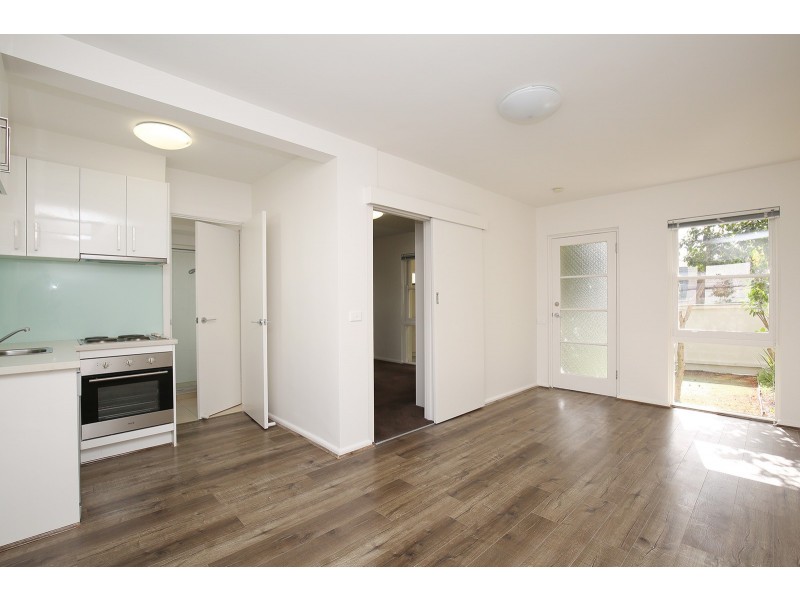 18/18 Cochrane Street, Brighton VIC 3186
