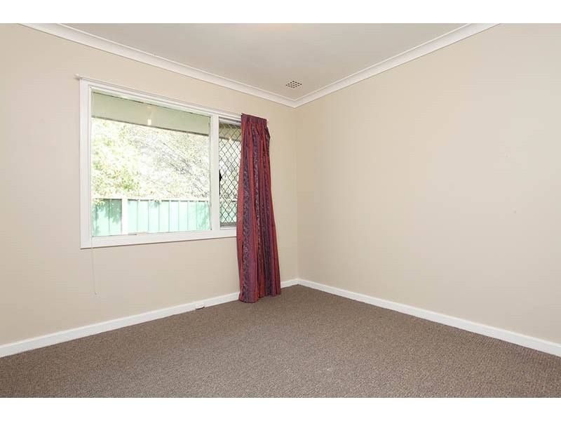 26 Neilson Avenue, Armadale WA 6112