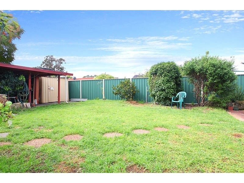 26 Neilson Avenue, Armadale WA 6112