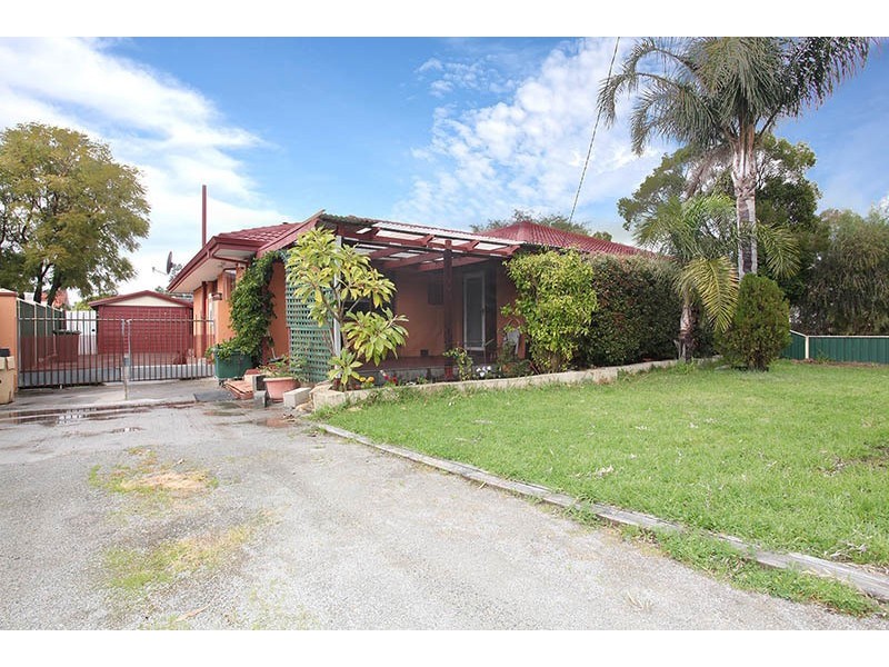 26 Neilson Avenue, Armadale WA 6112