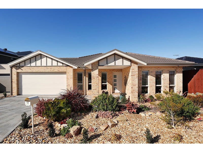 13 Sweet Avenue, Maddingley VIC 3340