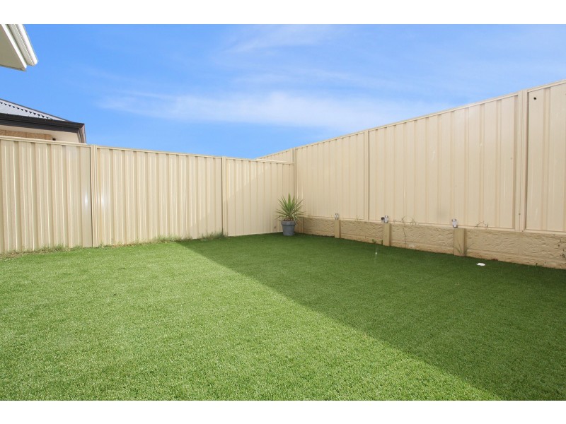 24A Bertram Street, Maddington WA 6109