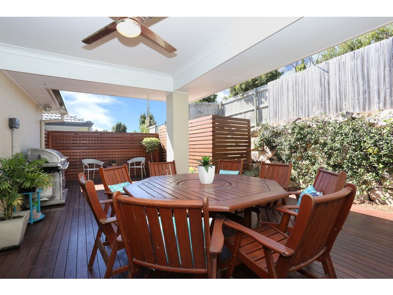 8 Langham Crescent, North Lakes QLD 4509