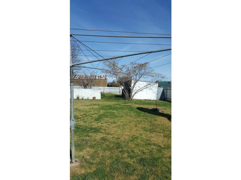 46 Regent Street, Junee NSW 2663