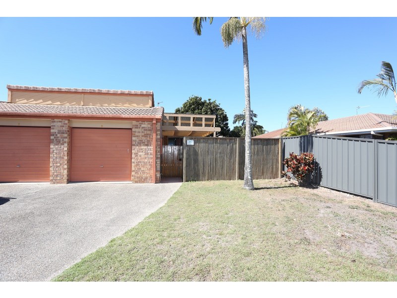 2/7 Maiala Close, Paradise Point QLD 4216