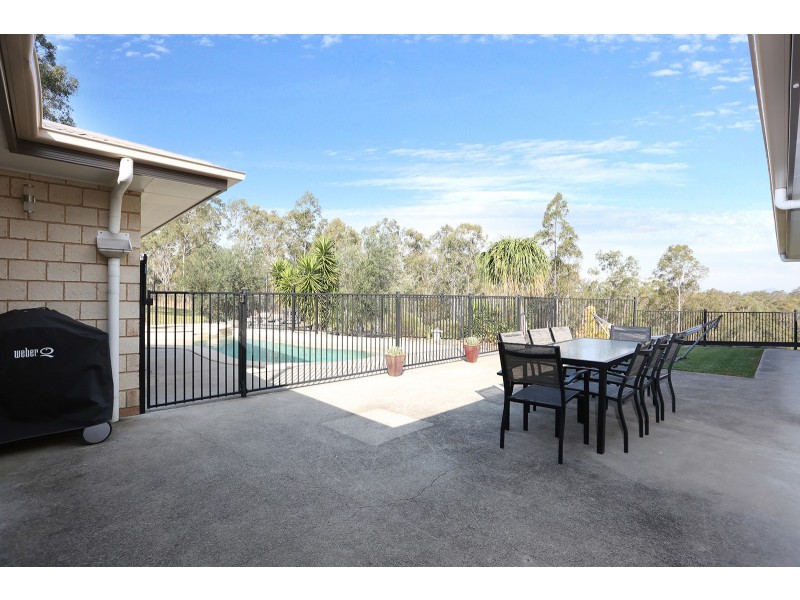 19 William Humphreys Drive, Mundoolun QLD 4285