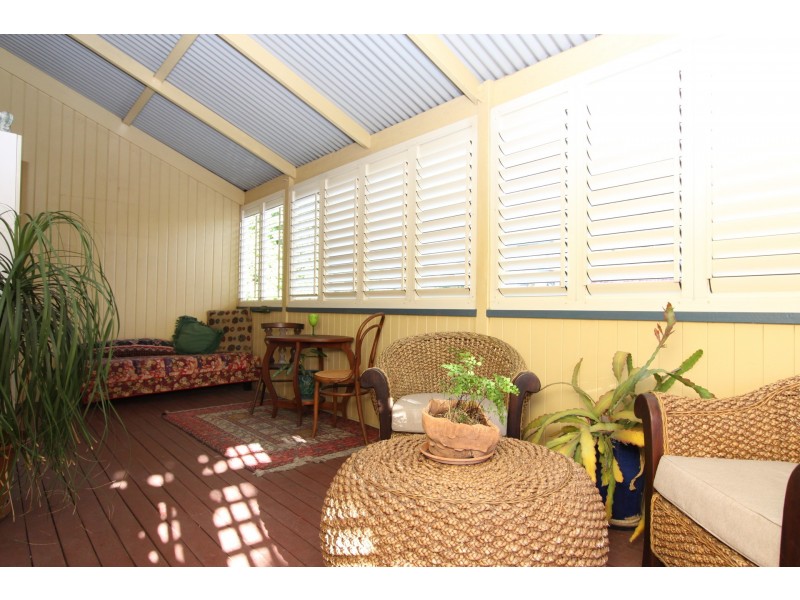 23 Eskgrove Street, East Brisbane QLD 4169