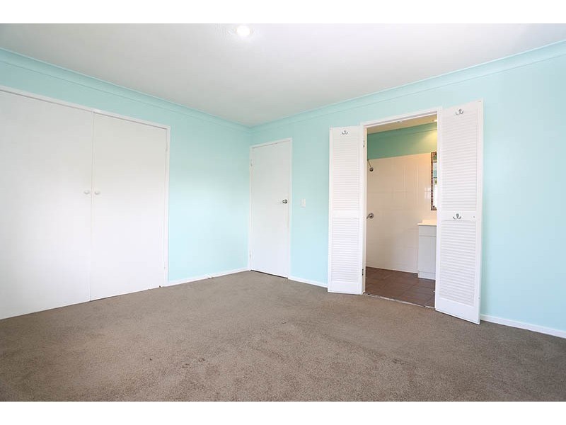 21 Parasol Street, Ashmore QLD 4214