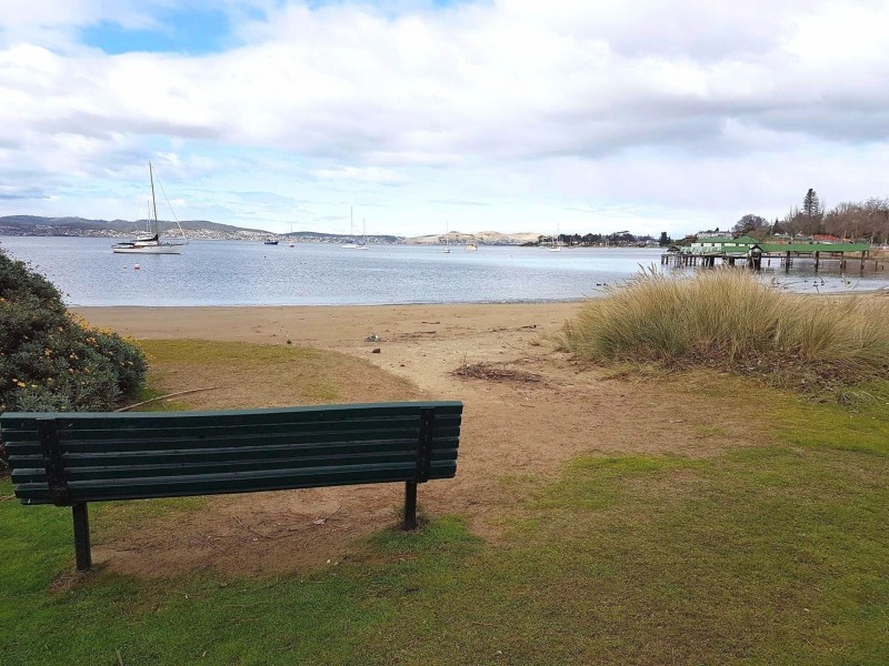 7/2 Plimsoll Place, Sandy Bay TAS 7005