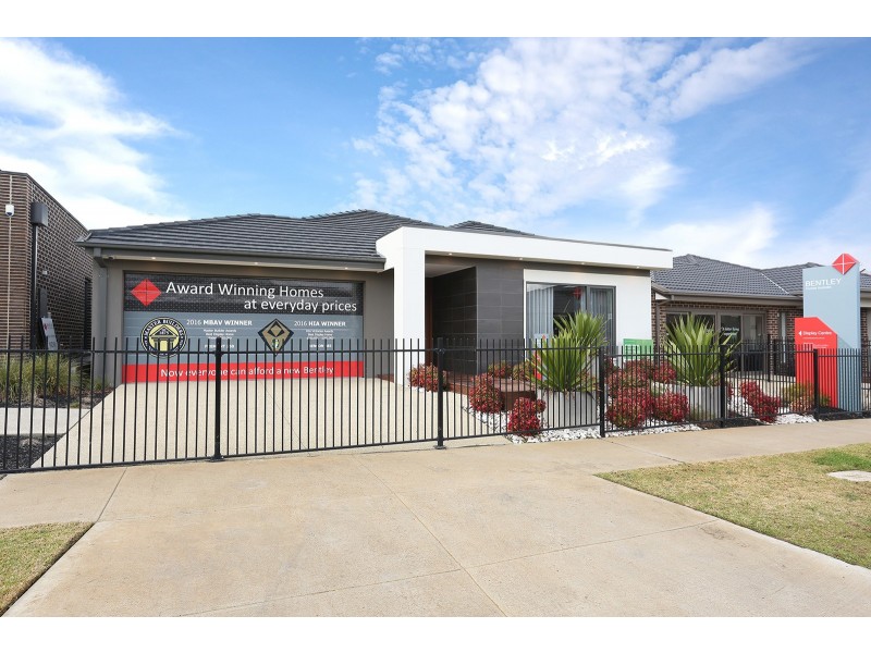 24 Stradling Rise, Mernda VIC 3754