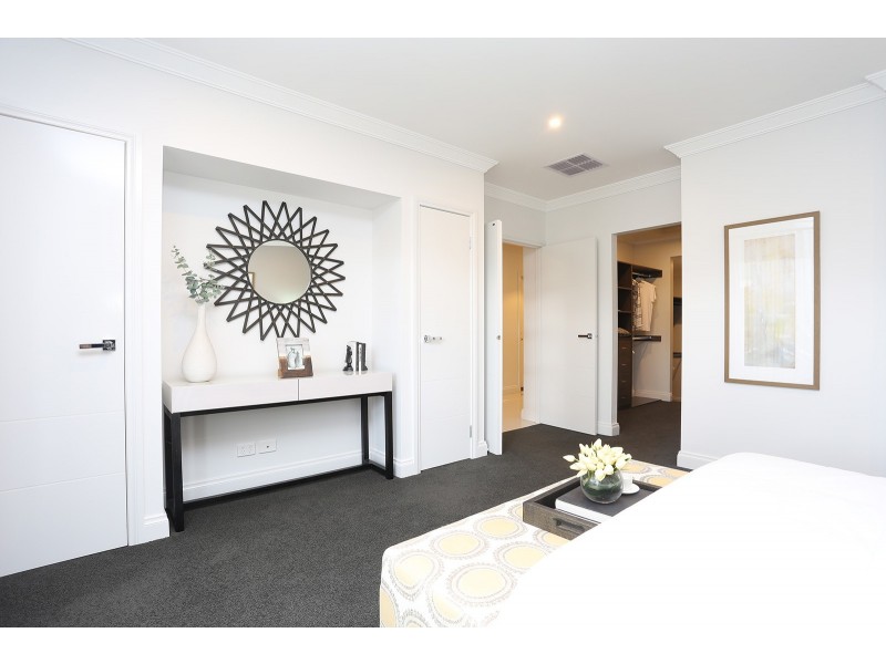 24 Stradling Rise, Mernda VIC 3754