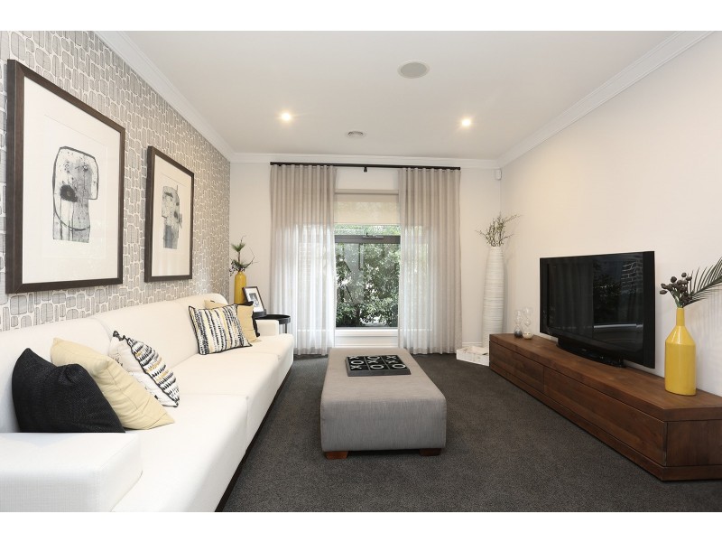 24 Stradling Rise, Mernda VIC 3754