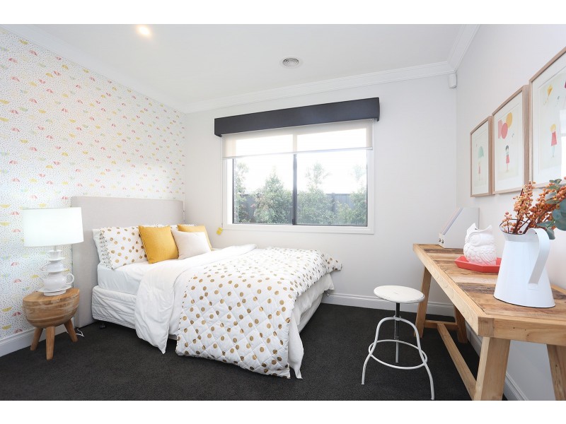 24 Stradling Rise, Mernda VIC 3754