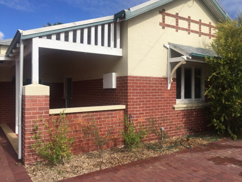 179 Ninth Avenue, Inglewood WA 6052