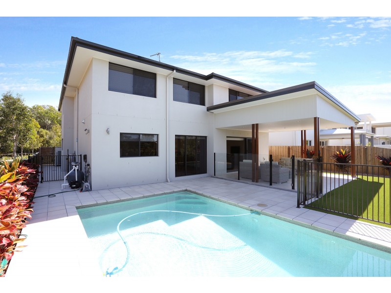 65 Waterway Drive, Birtinya QLD 4575