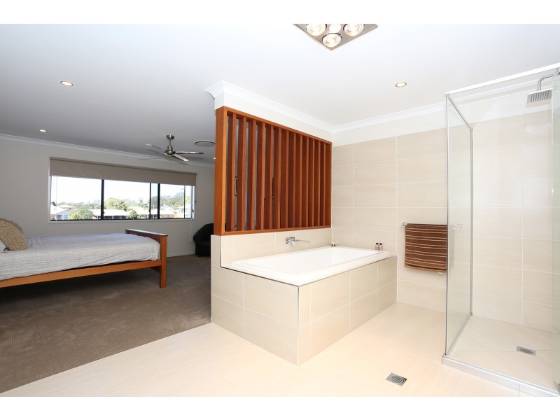 65 Waterway Drive, Birtinya QLD 4575