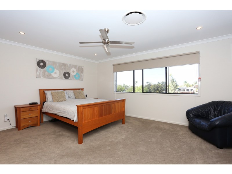 65 Waterway Drive, Birtinya QLD 4575