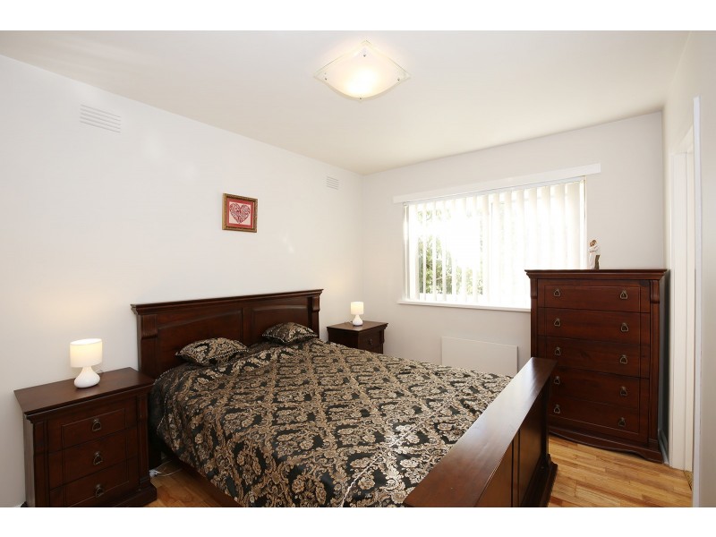 7/1 Fiona Court, St Kilda VIC 3182