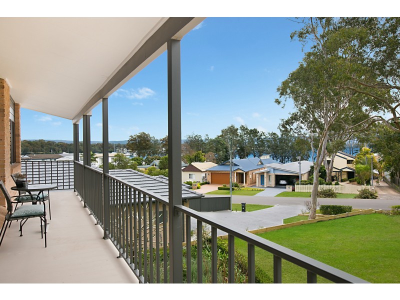 2 Brooks Street, Bonnells Bay NSW 2264