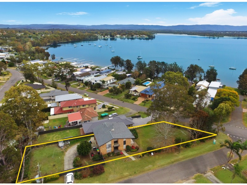 2 Brooks Street, Bonnells Bay NSW 2264
