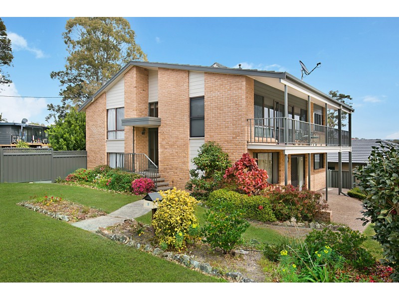 2 Brooks Street, Bonnells Bay NSW 2264