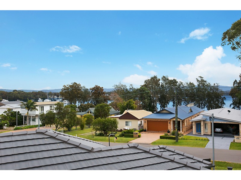 2 Brooks Street, Bonnells Bay NSW 2264