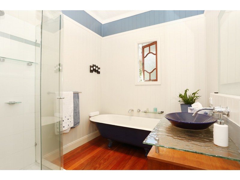 144 Juliette Street, Greenslopes QLD 4120