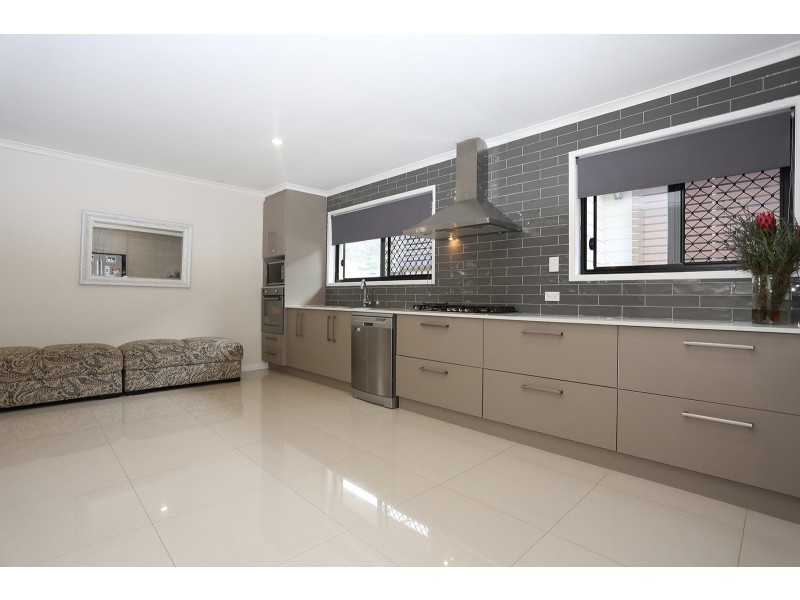 Eight Mile Plains QLD 4113