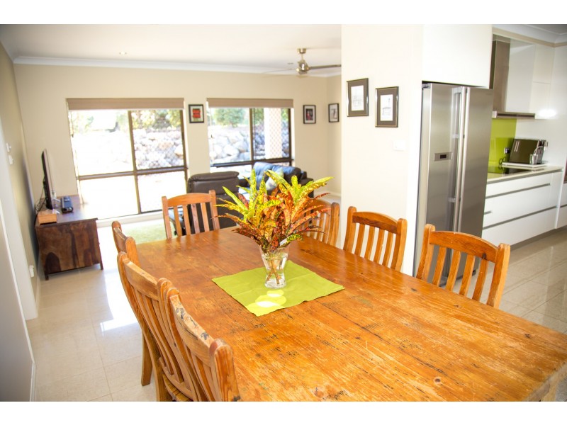 108 Hobson Drive, Brinsmead QLD 4870