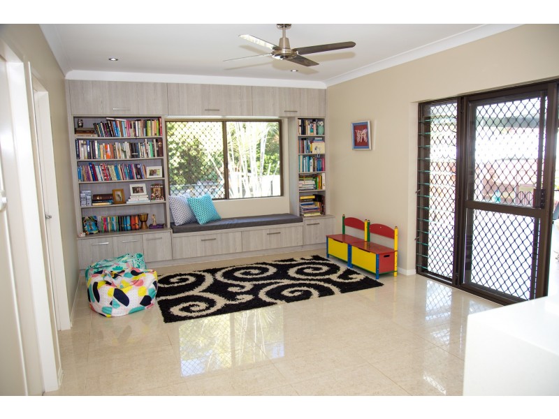 108 Hobson Drive, Brinsmead QLD 4870
