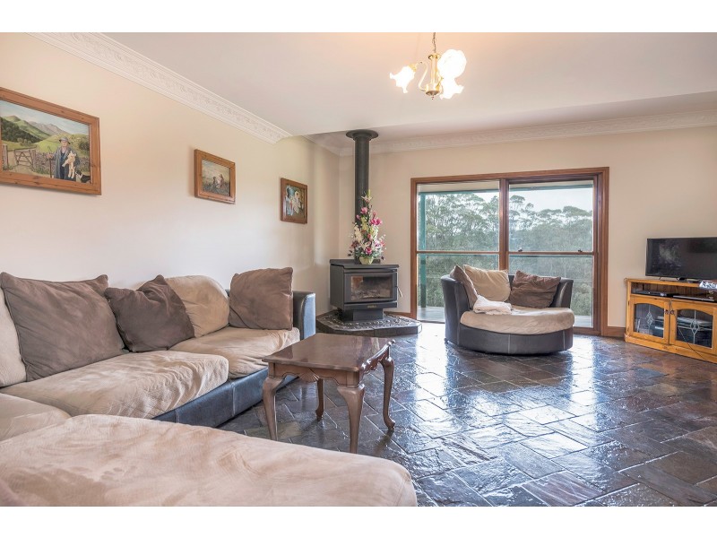31 Browns Mountain Road, Tapitallee NSW 2540