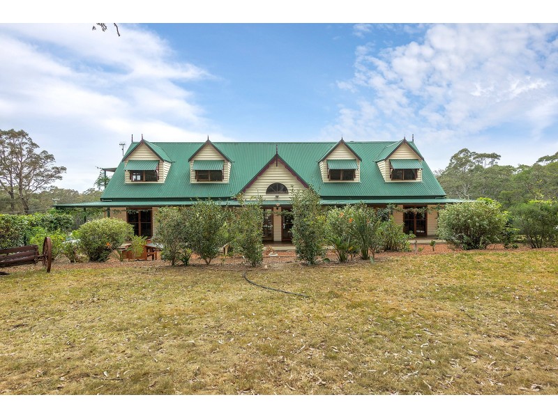 31 Browns Mountain Road, Tapitallee NSW 2540