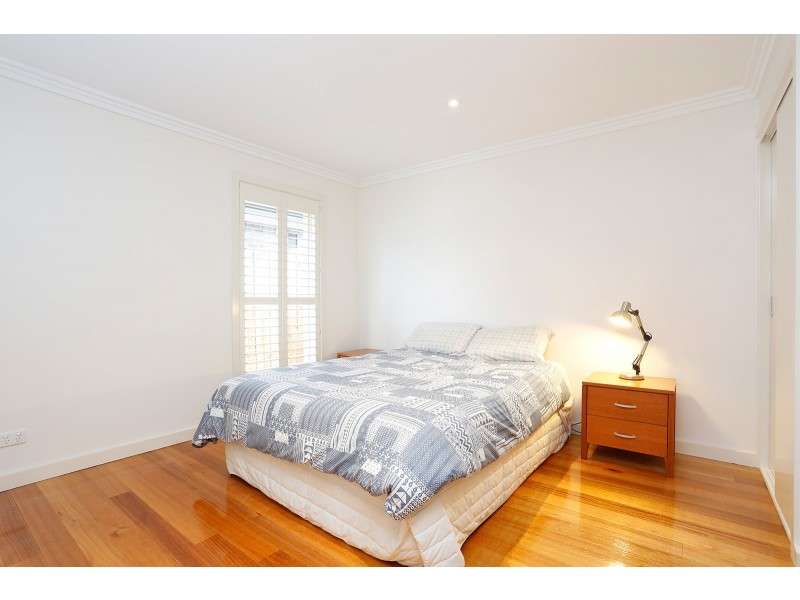 2/5 Golf Avenue, Rosanna VIC 3084