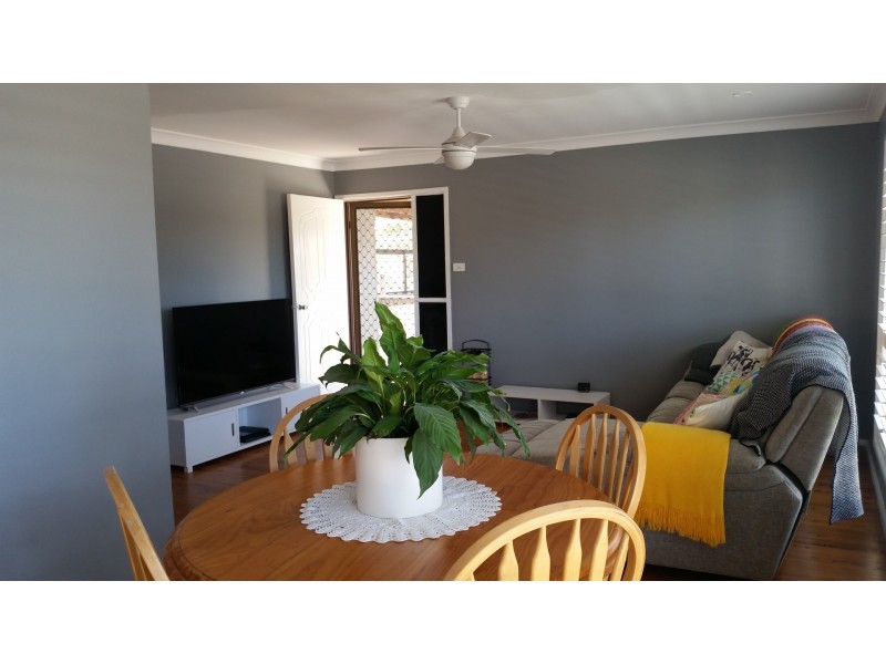 16 Maxwell Avenue, Gorokan NSW 2263