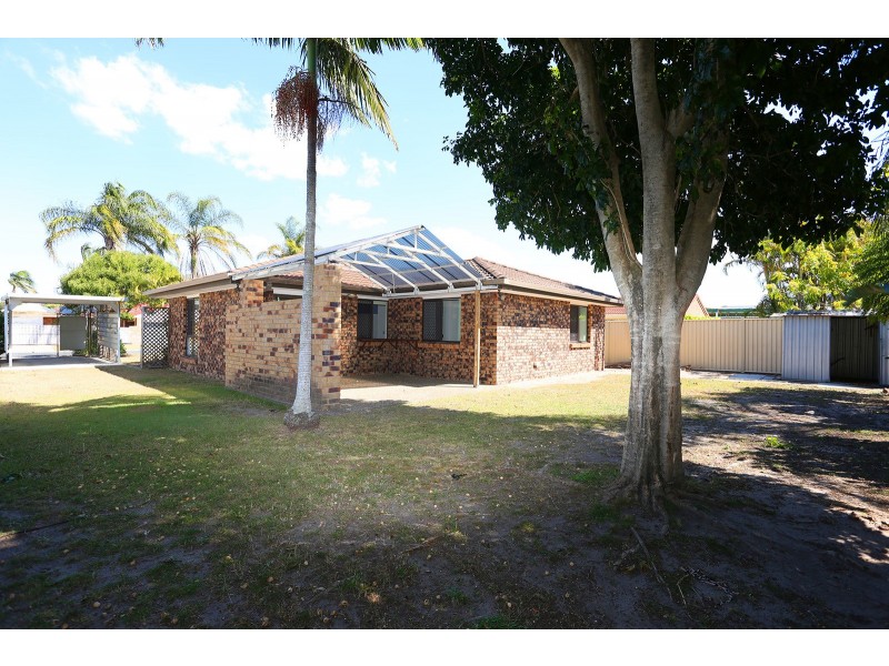 62 Lakefield Crescent, Paradise Point QLD 4216