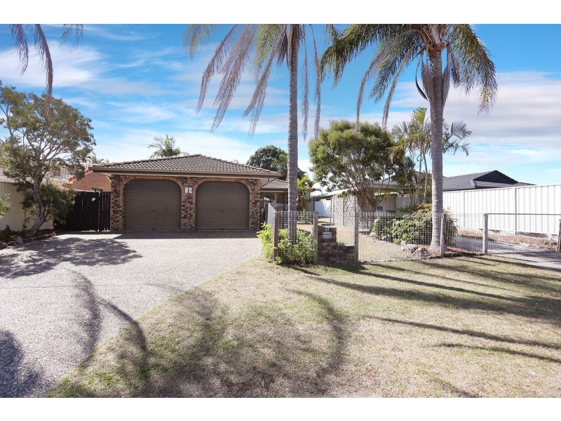 62 Lakefield Crescent, Paradise Point QLD 4216